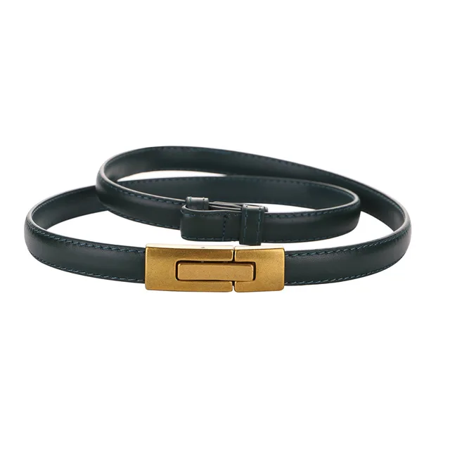 Women’s patent leather belt