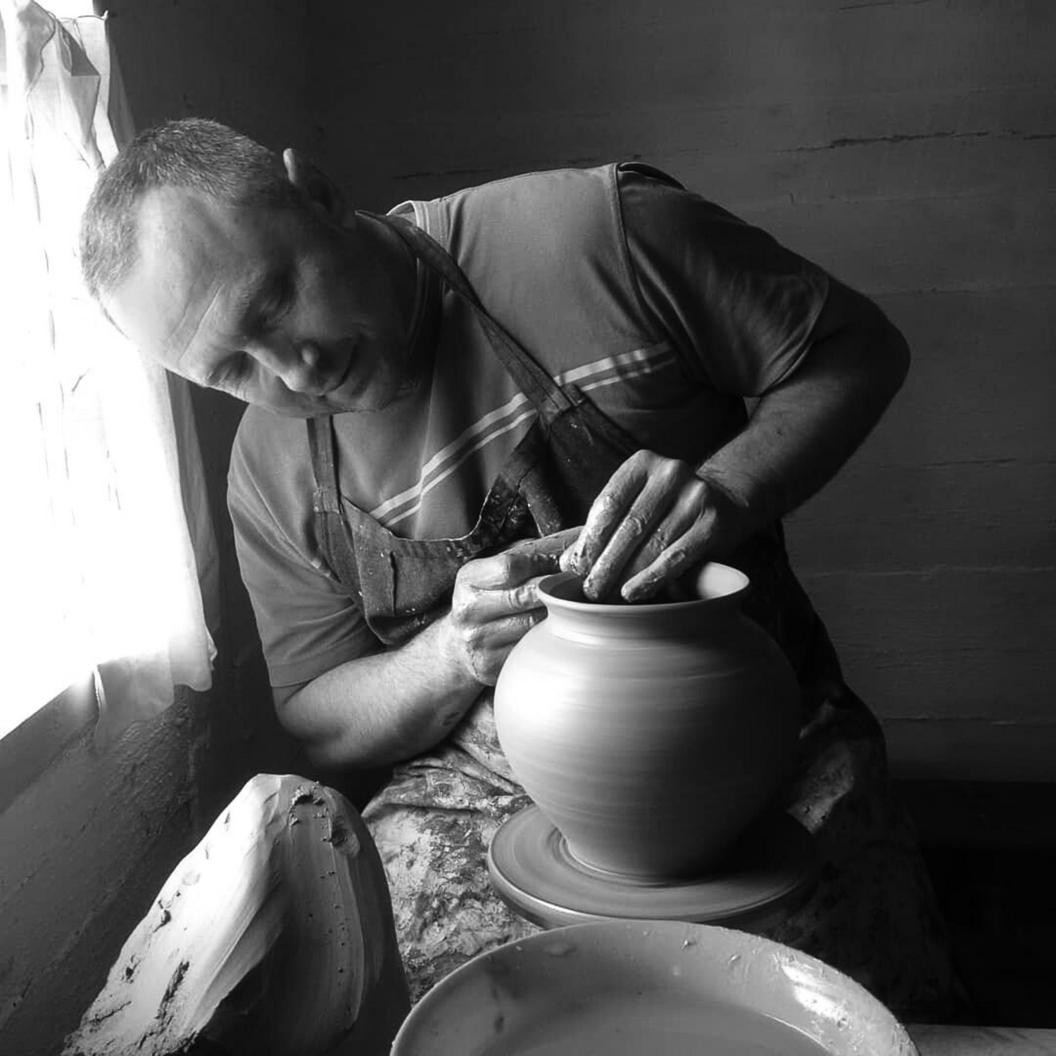 Handcrafted Pottery Artisan