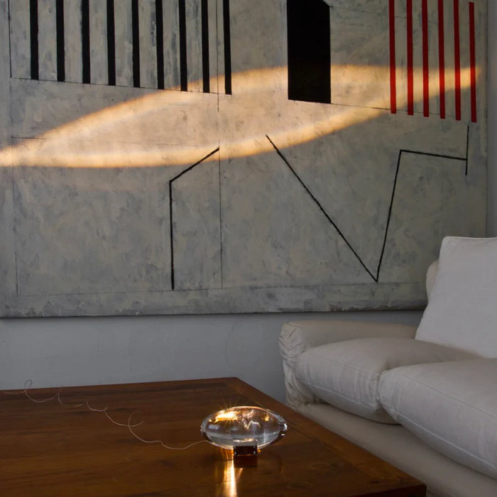 The Eye of the Sky: Elegant Table Lamp with a Striking Design