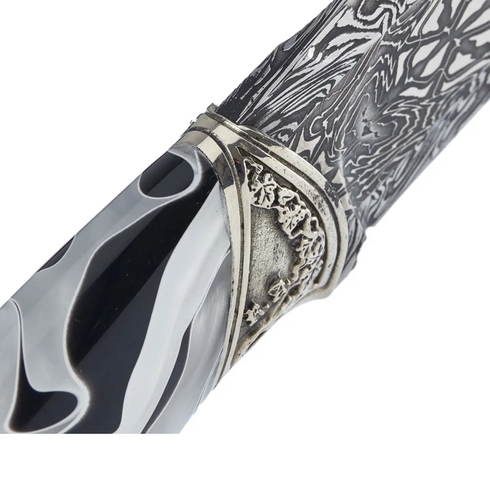 Unique Damascus Steel Knife with Modern Handle