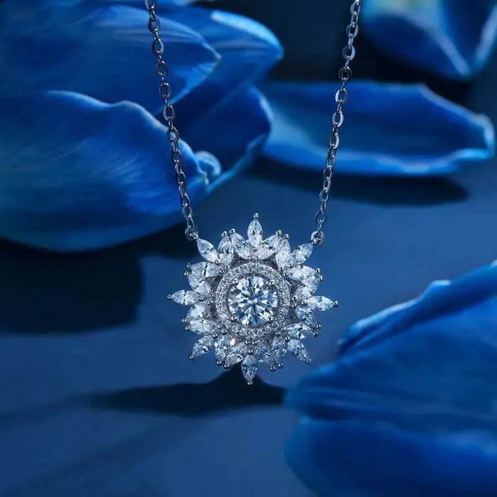 Elegant 925 Sterling Silver Necklace with Moissanite Gemstone