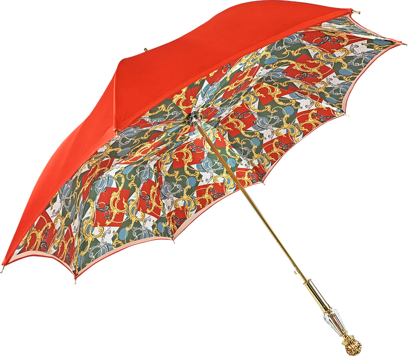 Fashionable rain protection with luxurious details