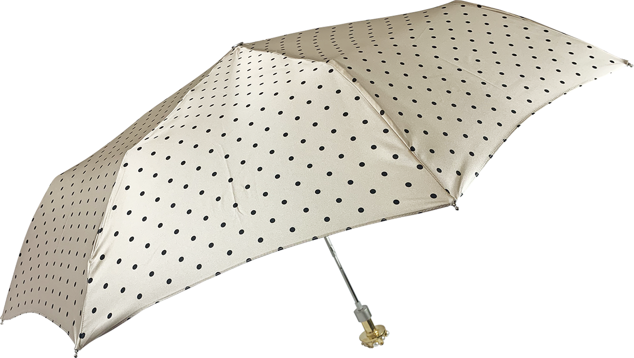 Lightweight umbrella with elegant jewel detailing