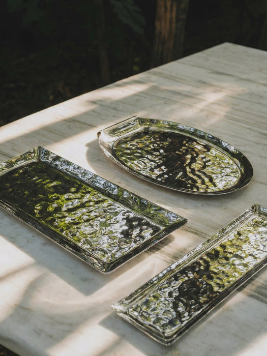Modern Recto Tray – Polished Stainless Steel, Hammered Texture