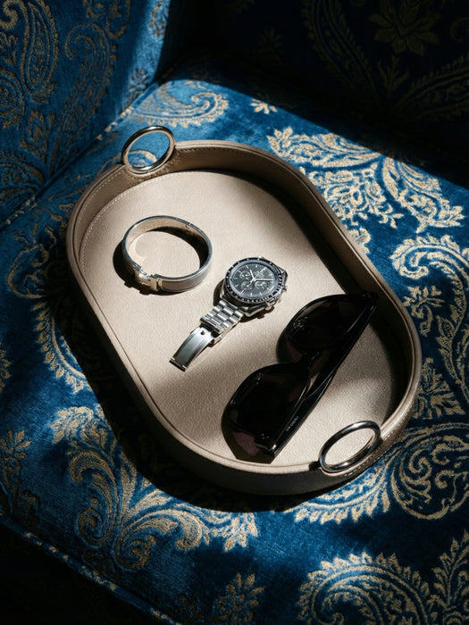 Saddle Leather Oval Amenity Tray with Stainless Steel Handles