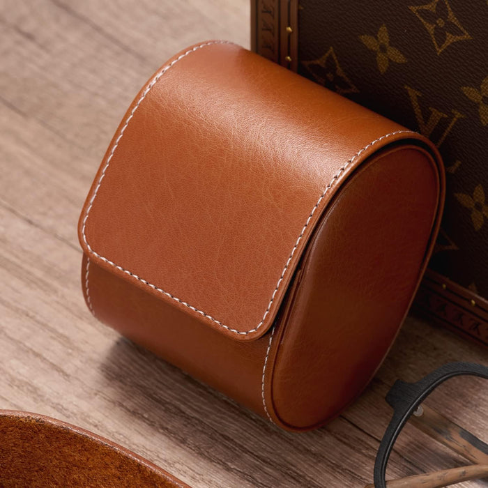 Elegant brown leather watch case