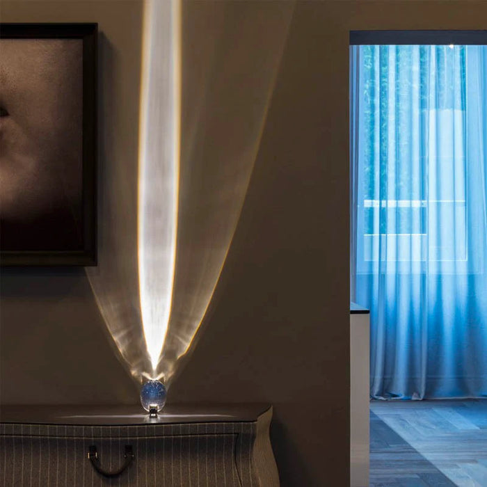 The Eye of the Sky: Elegant Table Lamp with a Striking Design