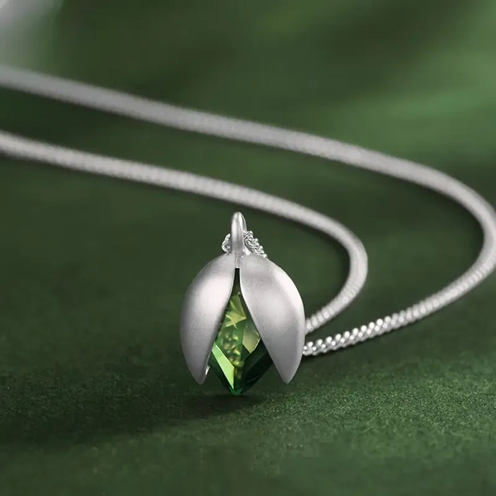 925 Silver Moissanite Pendant Necklace – Exclusive Design Jewelry (Copy)