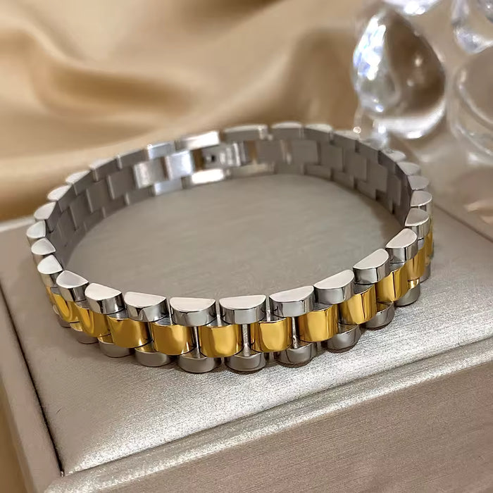 Hardcore Bracelet – Metal Link Design with Clasp and Screws
