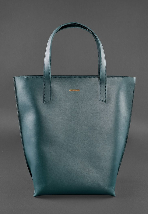 Elegant women's leather tote