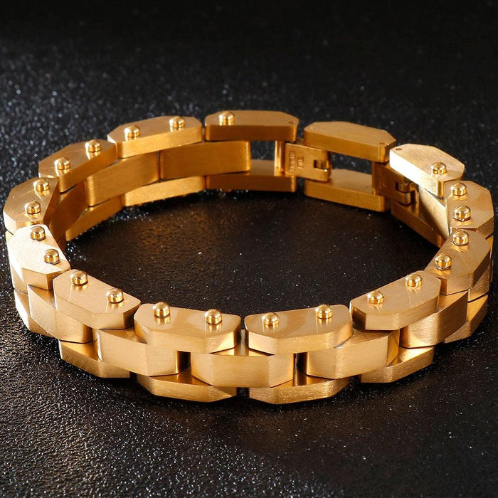 Hardcore Bracelet – Metal Link Design with Clasp and Screws