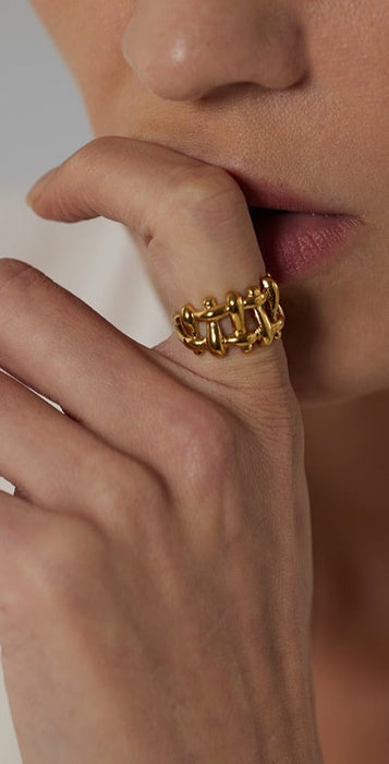 Beautiful Designer Golden Ring