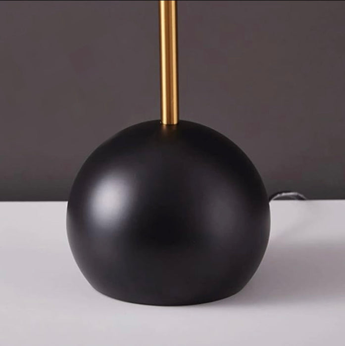 Streamline Touch Lamp: Sleek and Modern Lighting Fixture