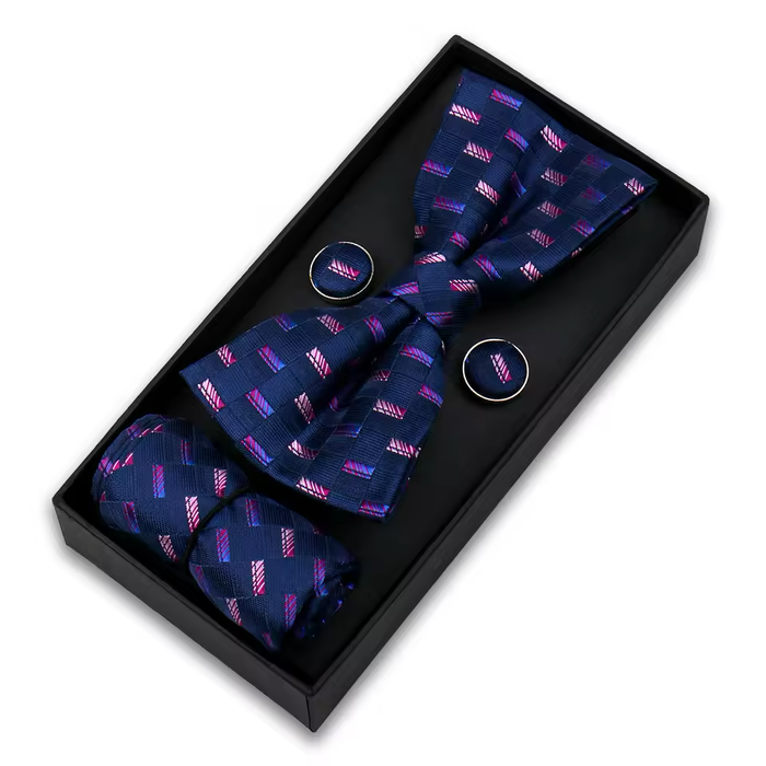 Rosafarbene Seidenfliege mit Blumenmuster für stilvolle Männer