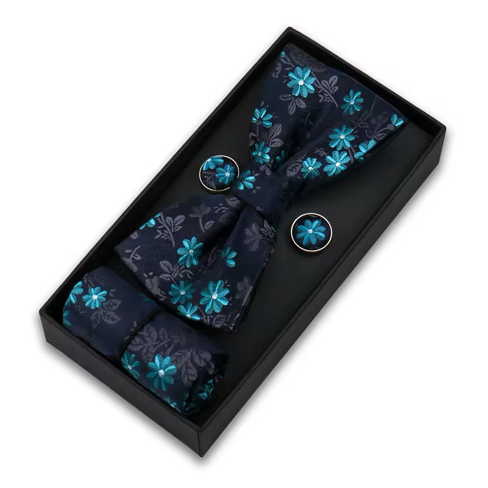 Rosafarbene Seidenfliege mit Blumenmuster für stilvolle Männer