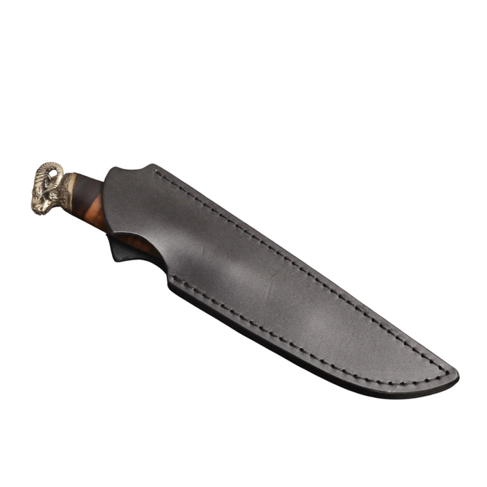 Couteau en acier Damas avec manche en bois hybride époxy rouge