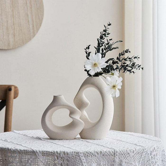 TIRA Modern Abstract Ceramic Vase