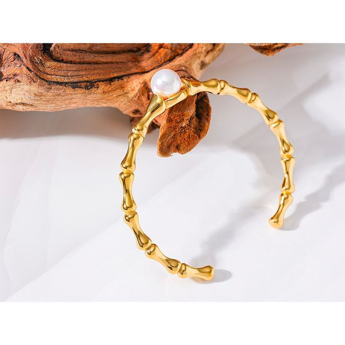 Fashionable Golden Bracelet with Pearl