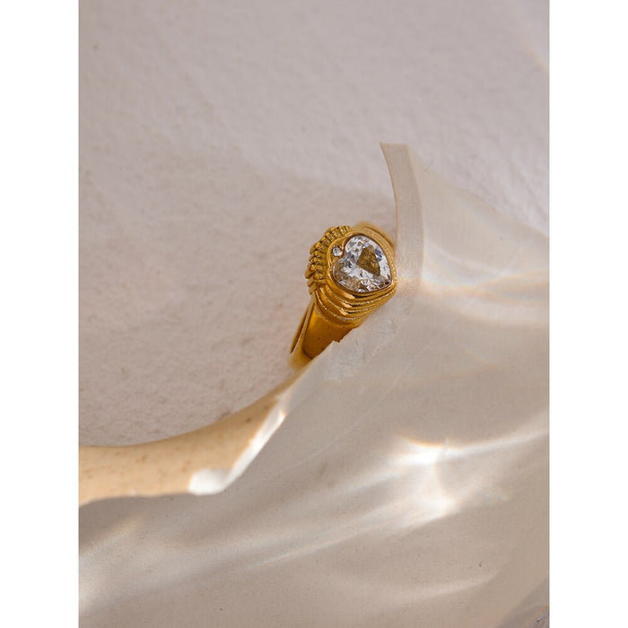 Romantic Design Golden Ring for Lady