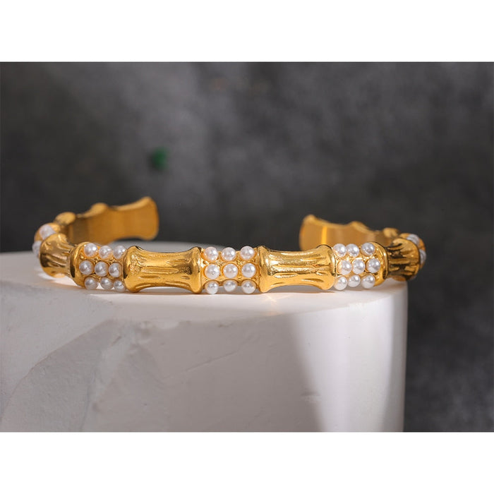 Glamorous Golden Bracelet with Pearls