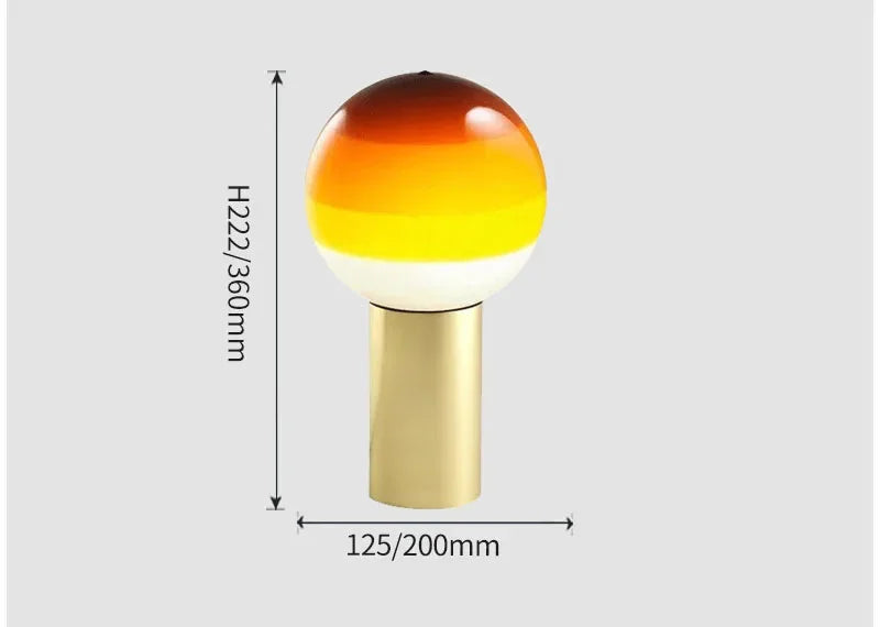 Tragbare Tischlampe mit Glaskugel und USB-Aufladung