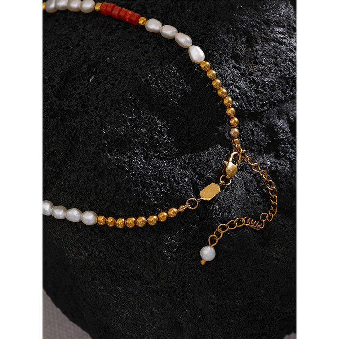 Chic Jewelry Necklace with Pearls