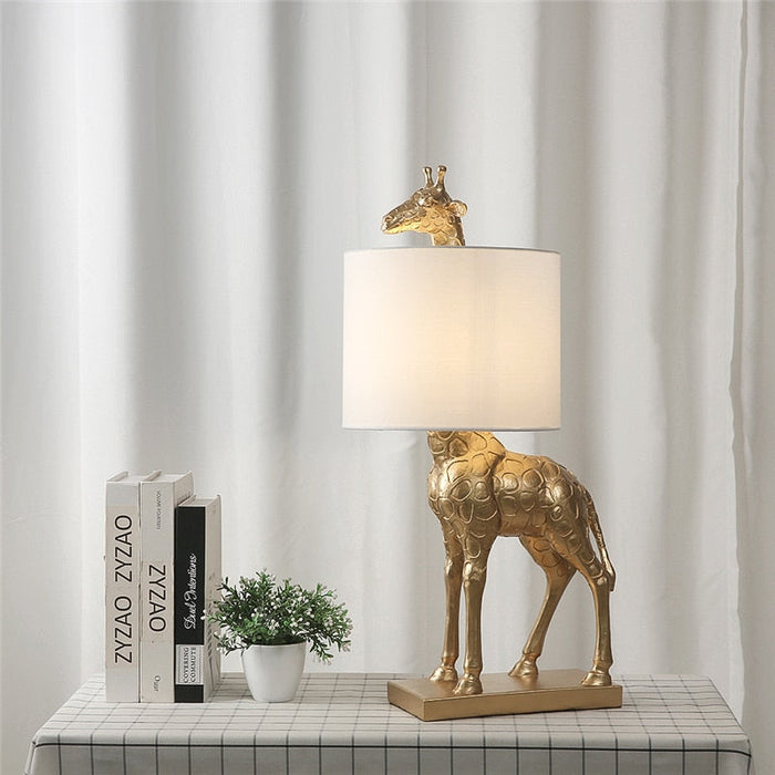 Giraffe Design Contemporary Exclusive Table Lamp LED