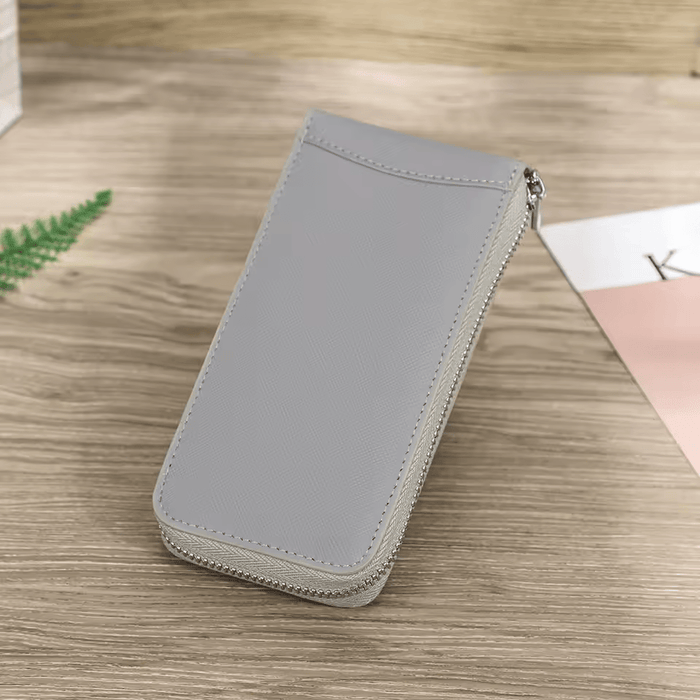 Minimalist Design Leather Watch Bag – Gift Case for Him or Her