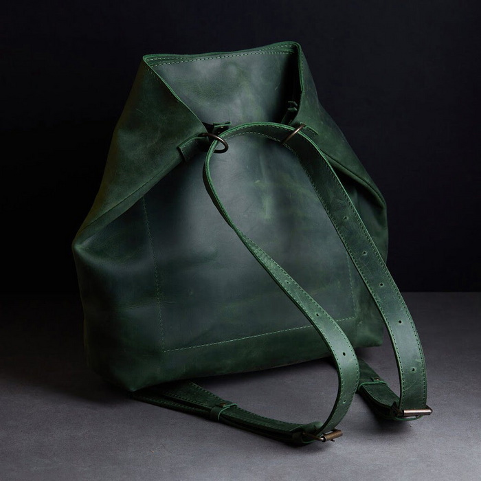 Stylish leather business bag for professional women