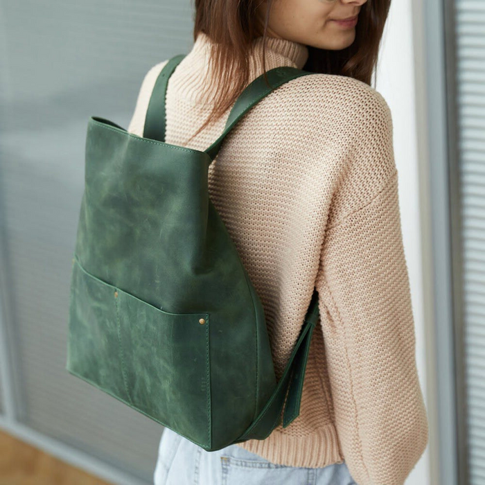 Transformable leather tote bag for work and everyday use