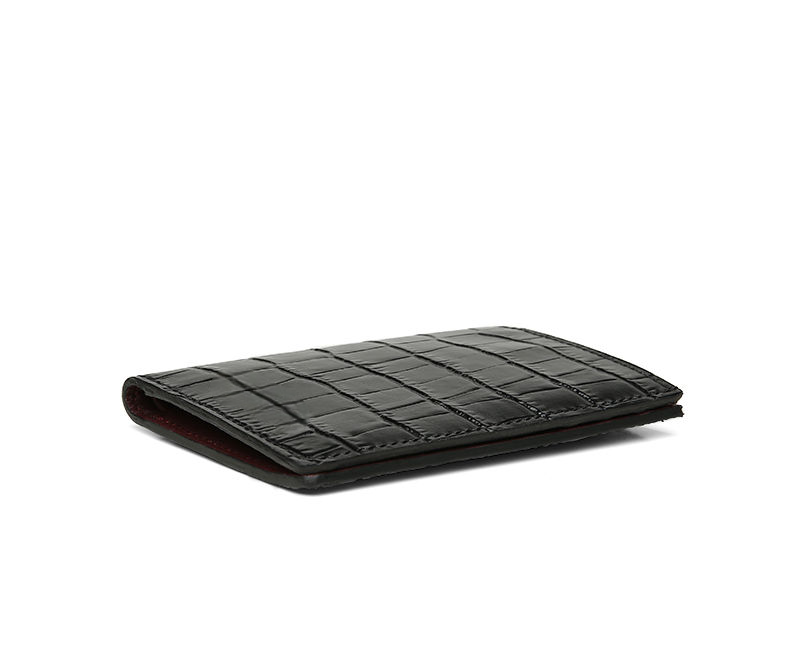 Elegant and Refined Design Men's Leather Wallet with Crocodile Embossed Pattern