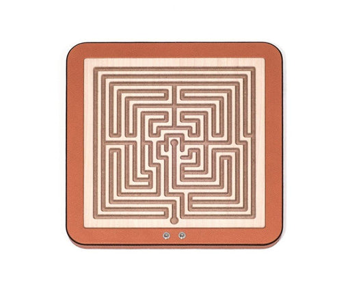 Arianna's Enchanting Labyrinth Adventure: Square Maze Game for Endless Fun and Challenge