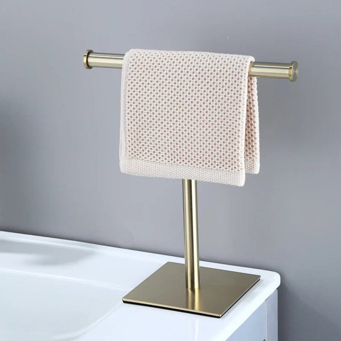 Freestanding Towel Rack – Tall Minimalist Bathroom Stand