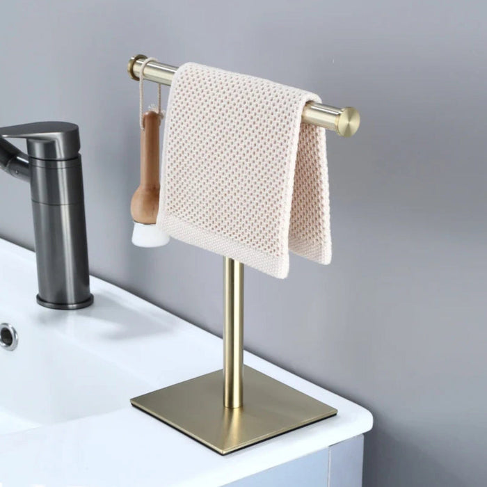 Freestanding Towel Rack – Tall Minimalist Bathroom Stand