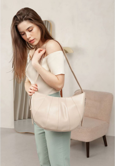 Premium Designer Leather Shoulder Bag for Daily Use