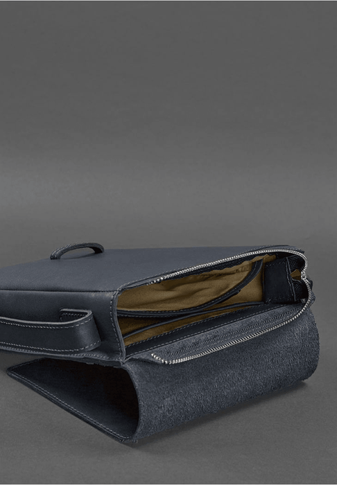 Stylish Premium Leather Messenger Bag for Men - Perfect Crossbody Design