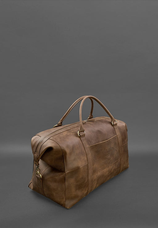Leather travel bag for short trips