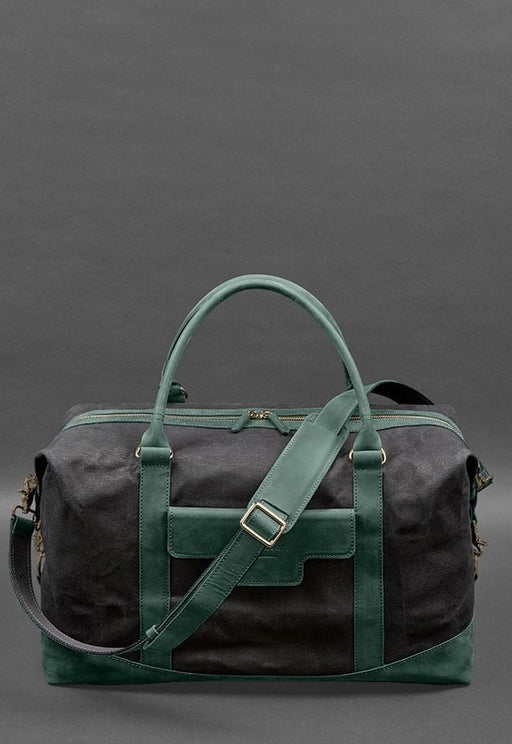 Leather travel bag with adjustable strap