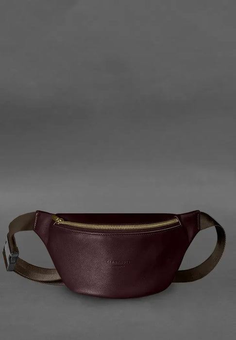 Handmade Leather Sling Bag – Durable and Chic for Urban Adventures