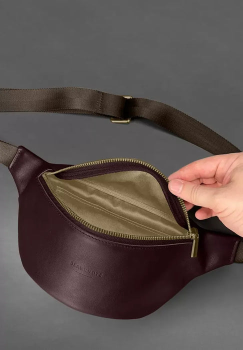 Handmade Leather Sling Bag – Durable and Chic for Urban Adventures