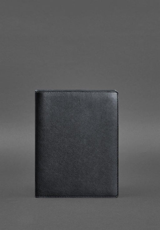 Leather notebook with zipper closure
