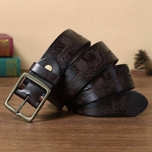 Leather belts with classic buckles