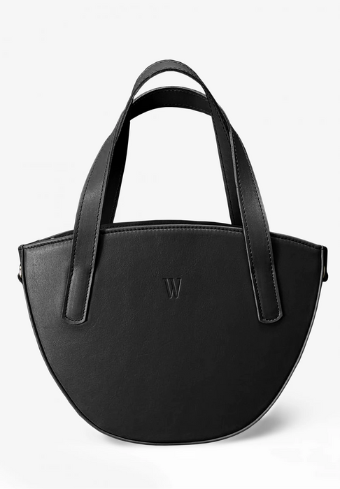 Chic Leather Shoulder Bag for Women – Sleek and Practical