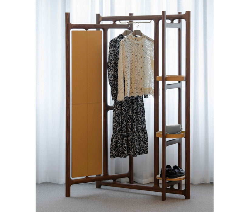 Chic Chelsea valet stand with classic design for home furniture