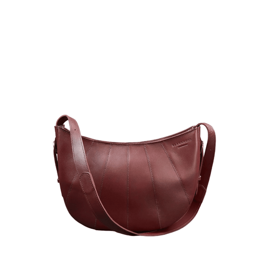 Elegant Designer Leather Shoulder Bag for Daily Use