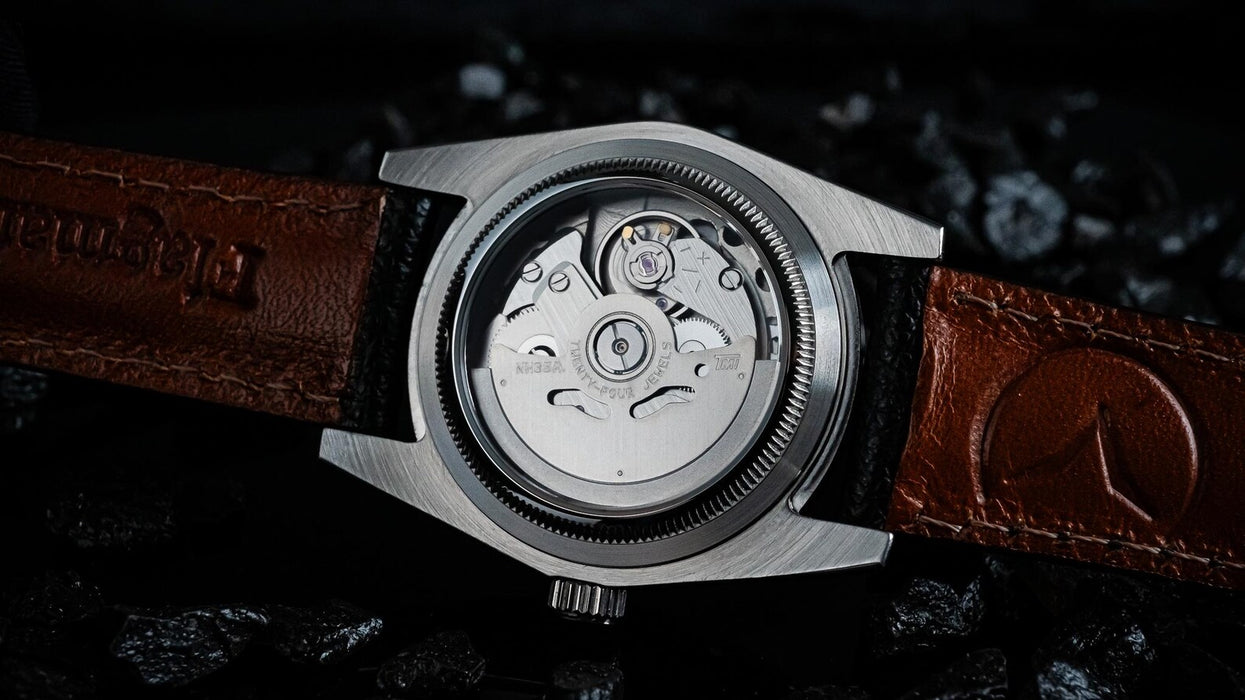 Women's Automatic Cocktail Watch – Elegant Black Dial