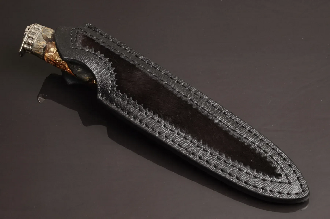 Couteau en acier Damas avec manche en bois hybride époxy rouge