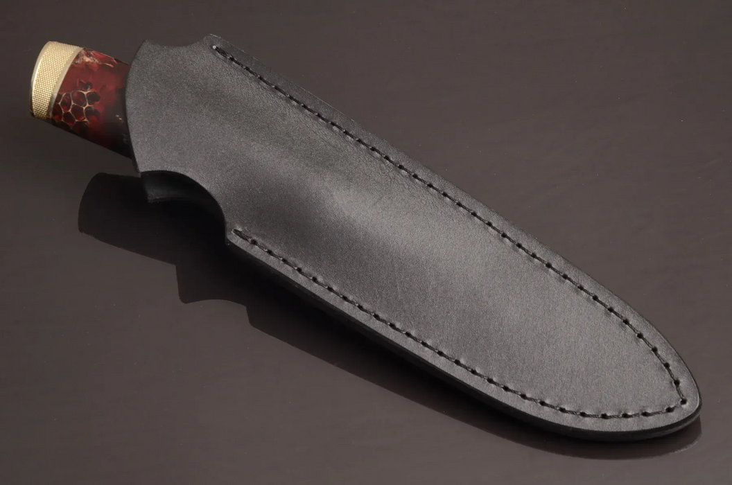 Couteau en acier Damas avec manche en bois hybride époxy rouge