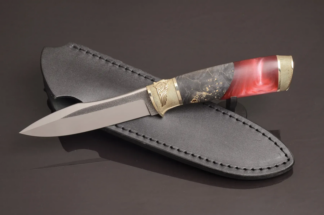 Couteau en acier Damas avec manche en bois hybride époxy rouge