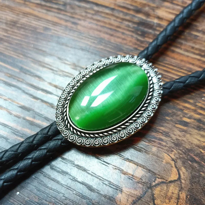 retro collar bolo tie